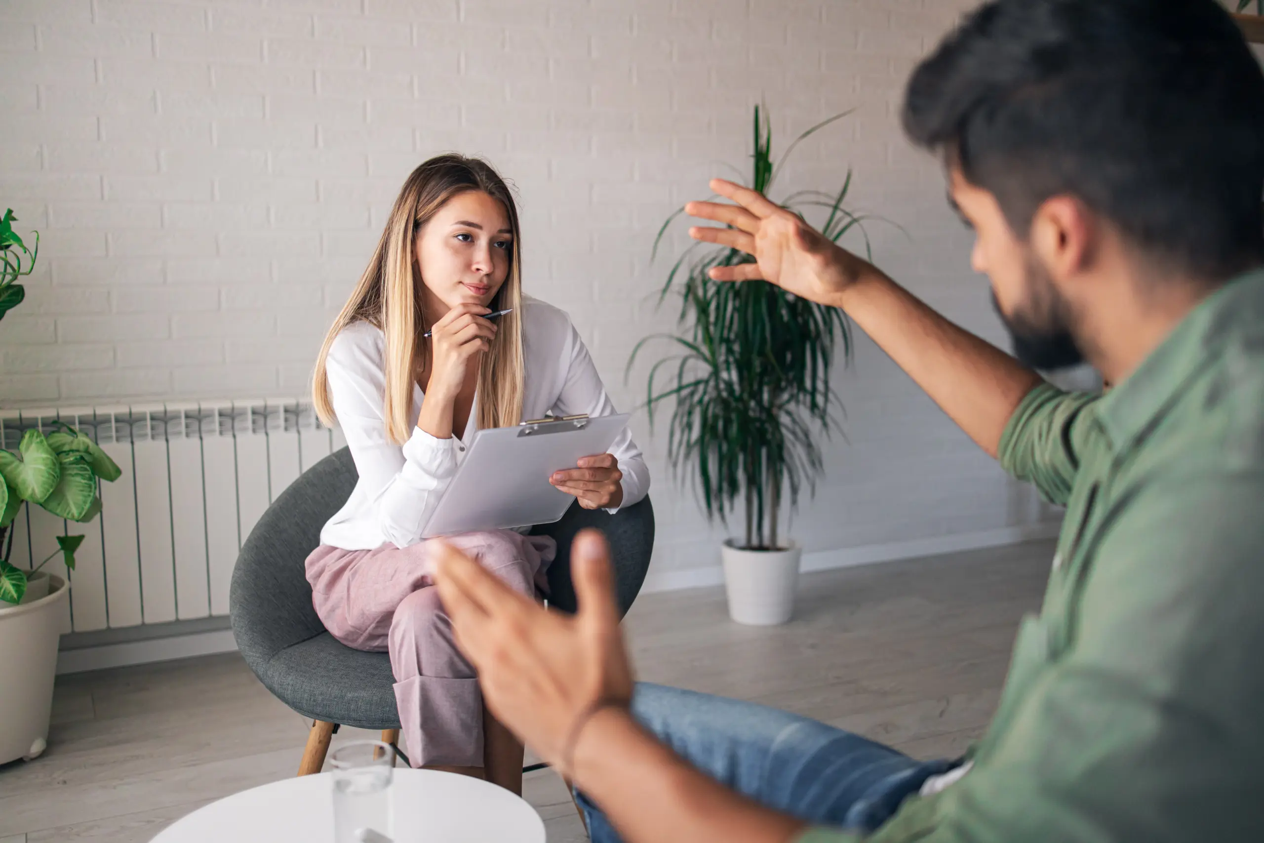 psychiatrist helping with recovery at Casa Leona Recovery Center